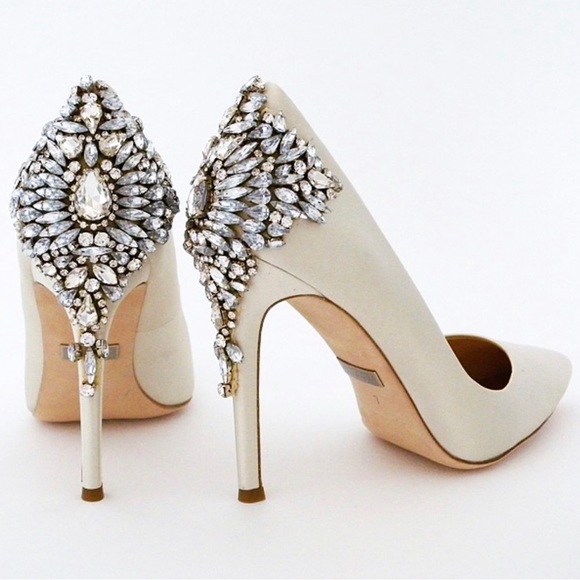 Badgley Mischka Gorgeous Wedding Shoes - Picture 6 of 17